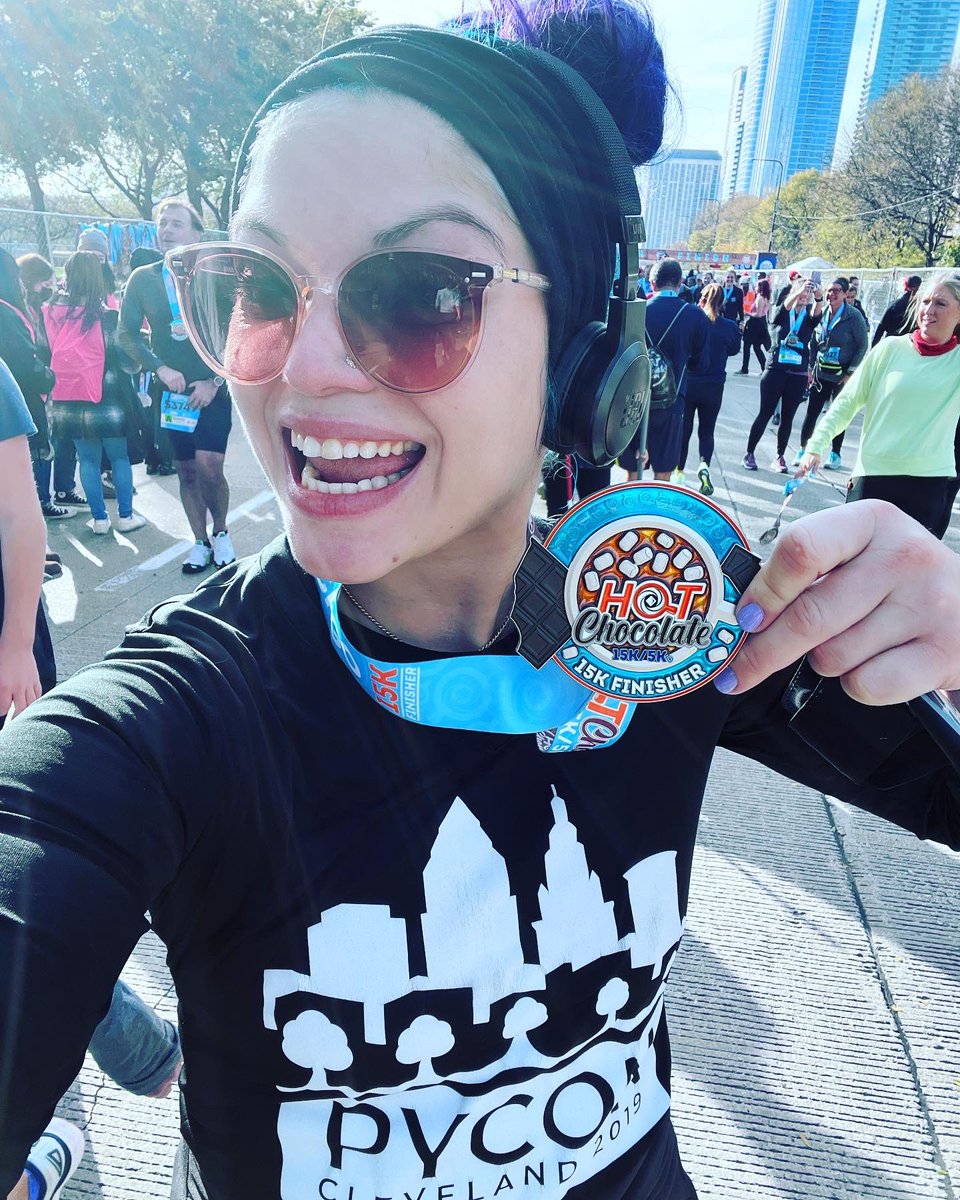loooorenanicole's tweet photo. Another 15k in the bag! I think I earned a gluttonous breakfast yes? 

#hotchocolate15k https://t.co/5qAQmEFzPB