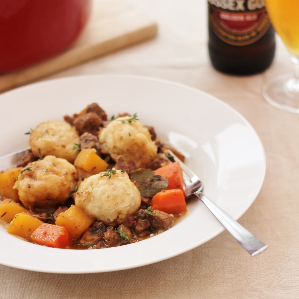 easypeasyfoodie's tweet photo. Perfect for chilly winter nights, this easy peasy Beef and Ale stew with Dumplings is a total comfort food classic – the edible equivalent of a great big hug!
RECIPE => https://t.co/L7vw0ccQOk
#stew #beefandalestew #dumplings #stewanddumplings #britishfoodclassics #britishale https://t.co/Iow7W3CRZw