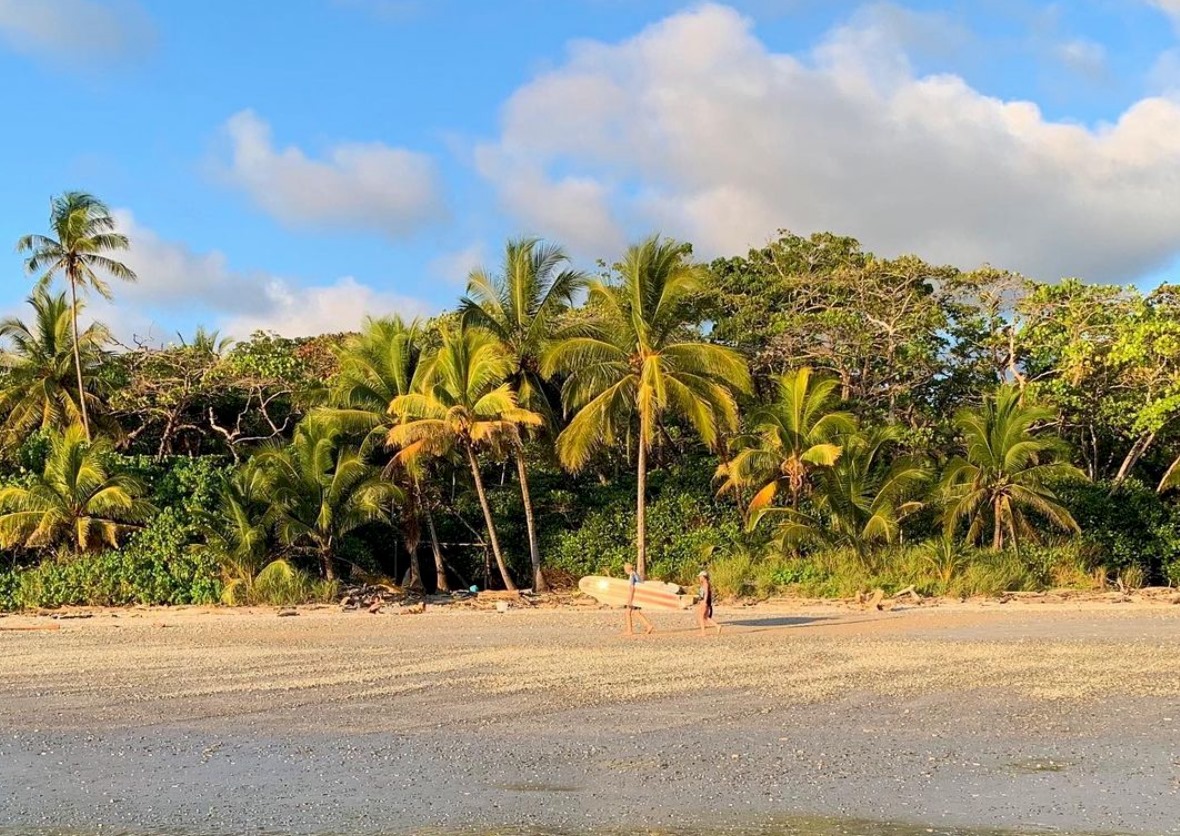 BatikRica's tweet photo. Weekends are made for… 🏄🏿‍♀️ 🏝

https://t.co/c7IuueKc6I

#visitcostarica #surf  #surfingday
#sundayvibes #weekendvibes #november https://t.co/C2mEvFxTCP