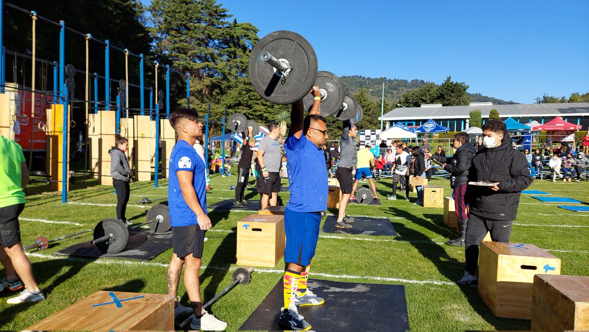 MonteSurClub's tweet photo. El reto es dar el máximo en #MonteSurClub #Crossfit #ThrowDownFitnessChallenge #Reto #Ejercicio https://t.co/o2fLCqgOaV