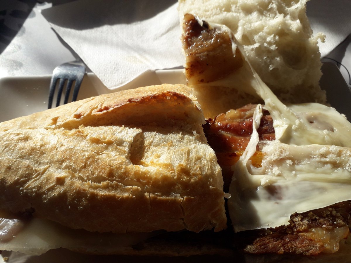 FMazRa's tweet photo. A Burriana...
#LaBrasa
@CulturaAlmuerzo
@pacolonso
#Burriana
#Castelló https://t.co/YY0uCDkxLH