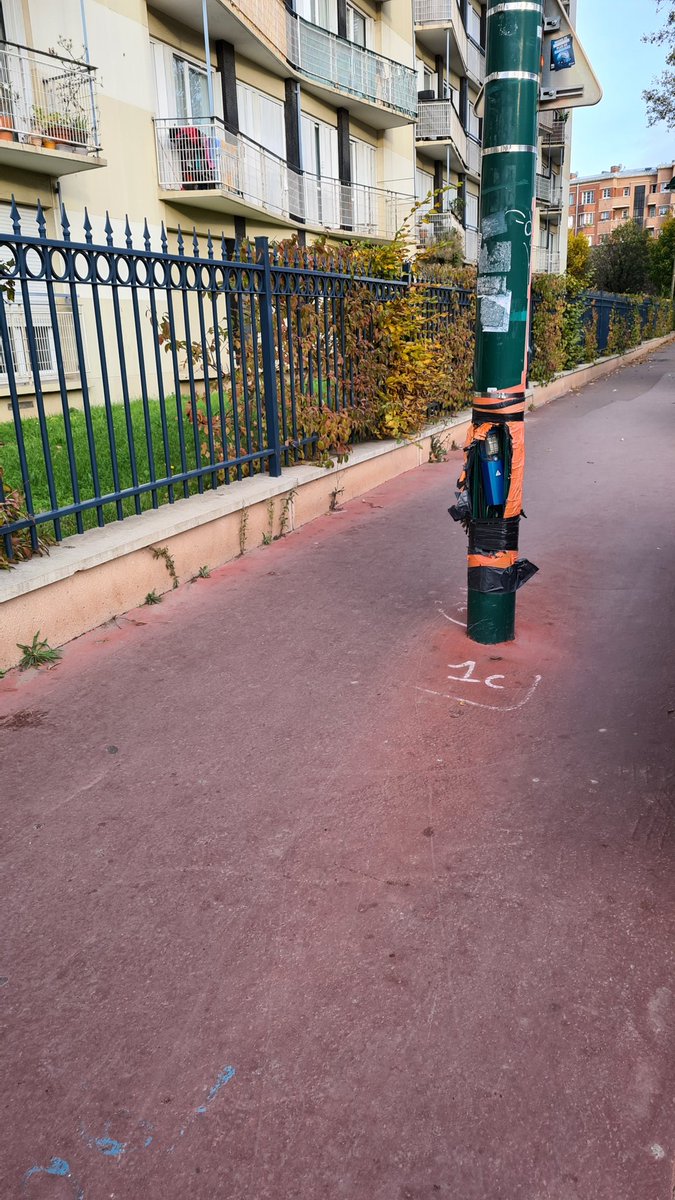 COMECS2's tweet image. #saccagemontrouge
#montrouge