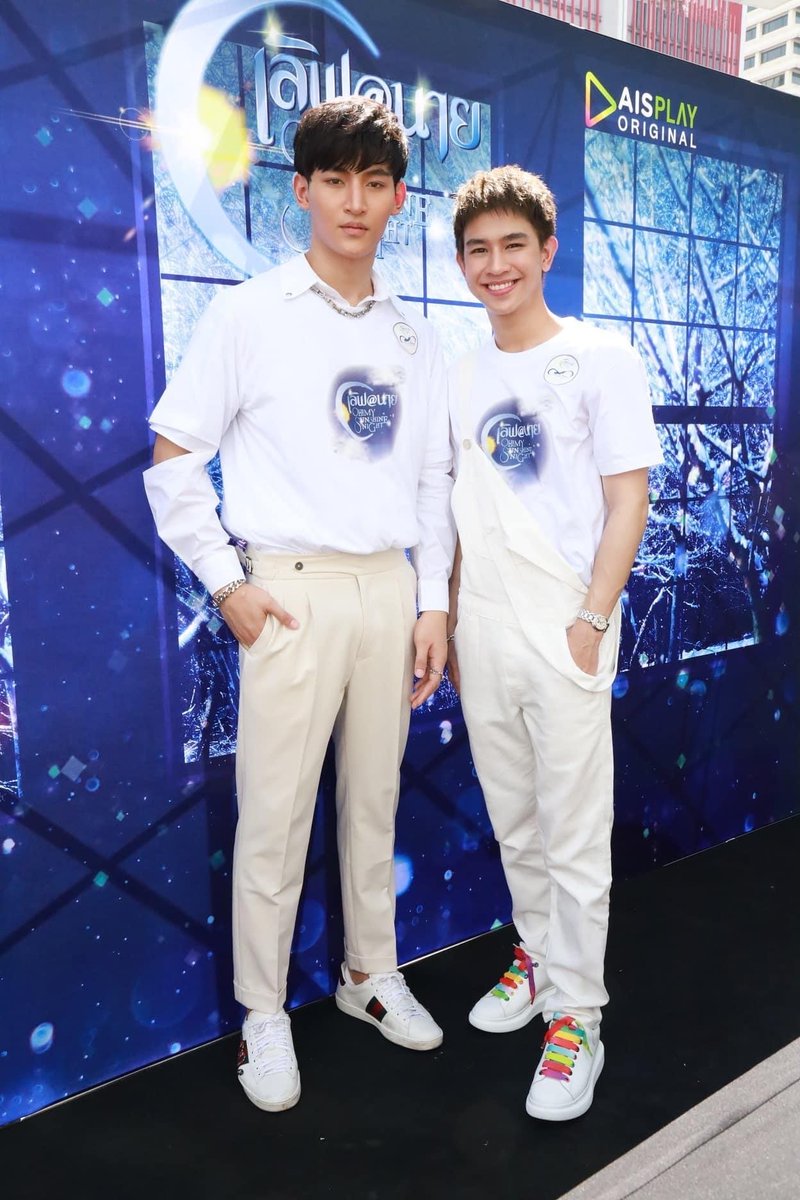 todayentth's tweet photo. เรื่องย่อ “เลิฟ@นาย”  Oh! my Sunshine Night
“ในทุกความรัก มีเรื่องราวสวยงามซ่อนตัวอยู่ในนั้นเสมอ
นั่นคือ...การได้รัก และการถูกรัก..จากใครบางคน”
อ่านเรื่องย่อ: https://t.co/zSmuhFXCZH 
#บวงสรวงLoveAt9 
#LoveAt9 
#OhmFluke https://t.co/BnDwdRagSF