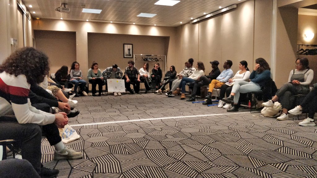 Coralie_Lagaly's tweet photo. | @La_FNEK est présent pour le premier week-end de formation des médiateur.rices @Asso_CoExist 

Un travail de déconstruction des préjugés, des stéréotypes et des jugements est réalisé par les médiateur.rices @uejf @SOS_Racisme et @La_FAGE 👊 https://t.co/EjEuN9RYp7