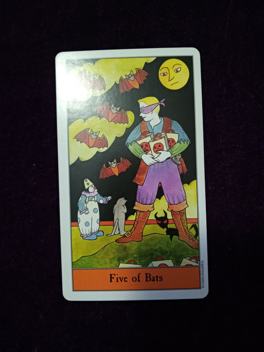 tigerlex333's tweet photo. Follow the black cat.
What is today's energy?
Your energy is confining you. Let it out with a positive vibration. Use music, or dancing you love. Domestic cooking and baking work too. Make it feel good to you.
#confining #domesticchores https://t.co/FqaapbiVeG