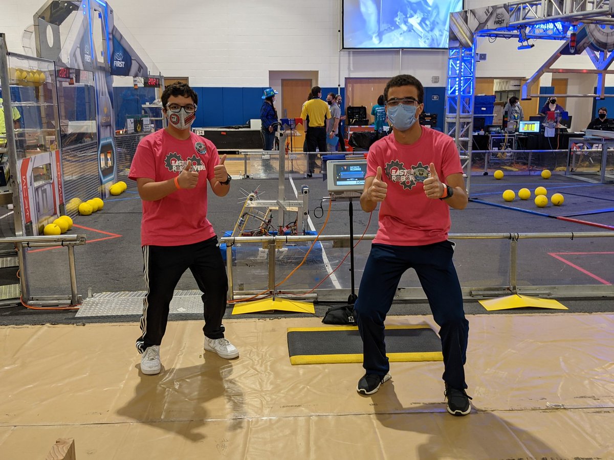frc8117's tweet photo. First ever competition at Brunswick Eruption! Let's goooooooooo #frc #firstinspires #easdtech #eahs #robotsarelife https://t.co/6X4APLJqHq