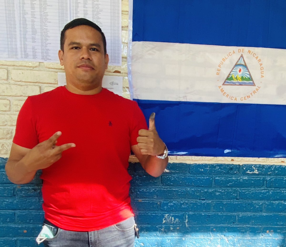 revibalt's tweet photo. Adelante Compañer@s que vamos a triunfar.
#EleccionesSoberanas2021 
#YAVOTE 
#UnidosEnVictorias https://t.co/VTS0ssCD7Y