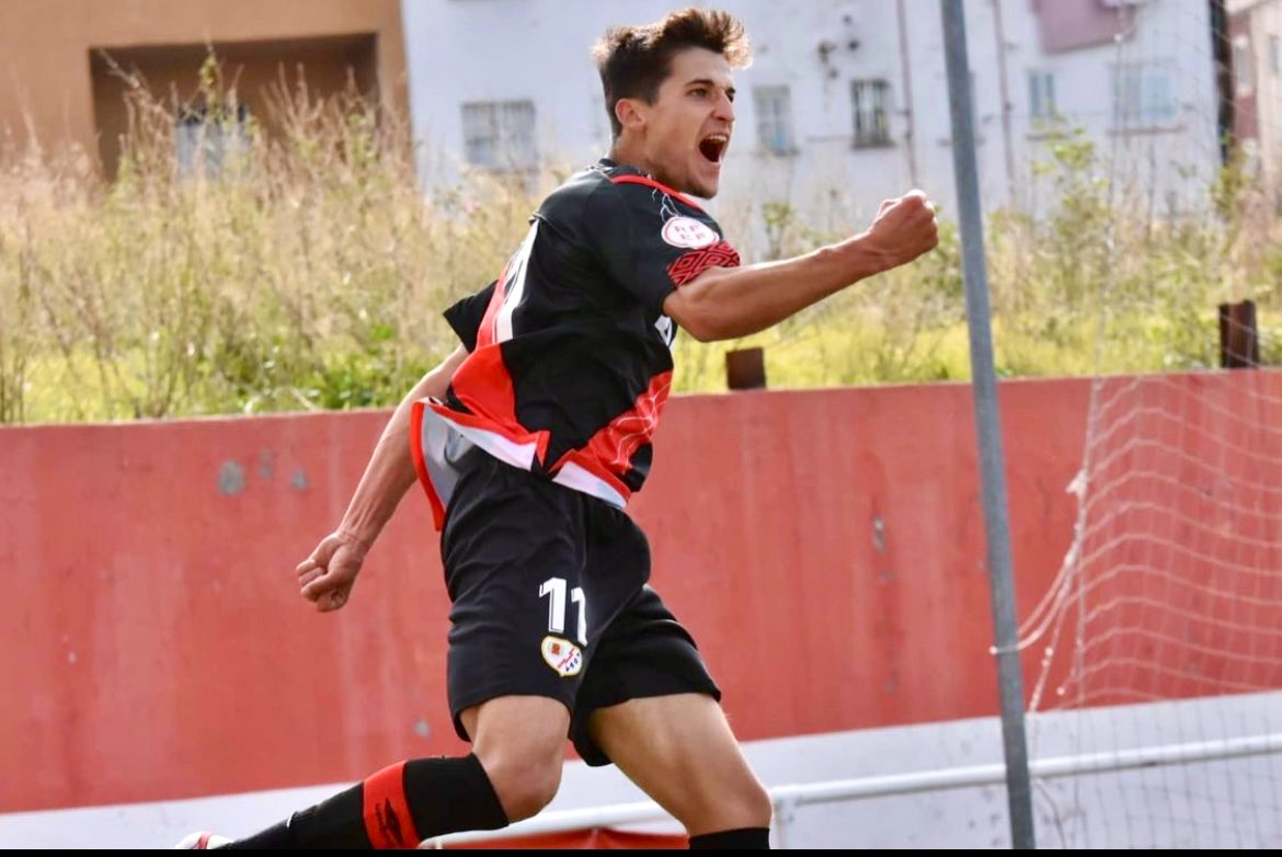 rgfootball_web's tweet photo. 💥 @Hector10p__ 💥

@RayoVallecano #RayoB ⚡️
#CanteraRG ⚽️ https://t.co/l5UbH43Cxd