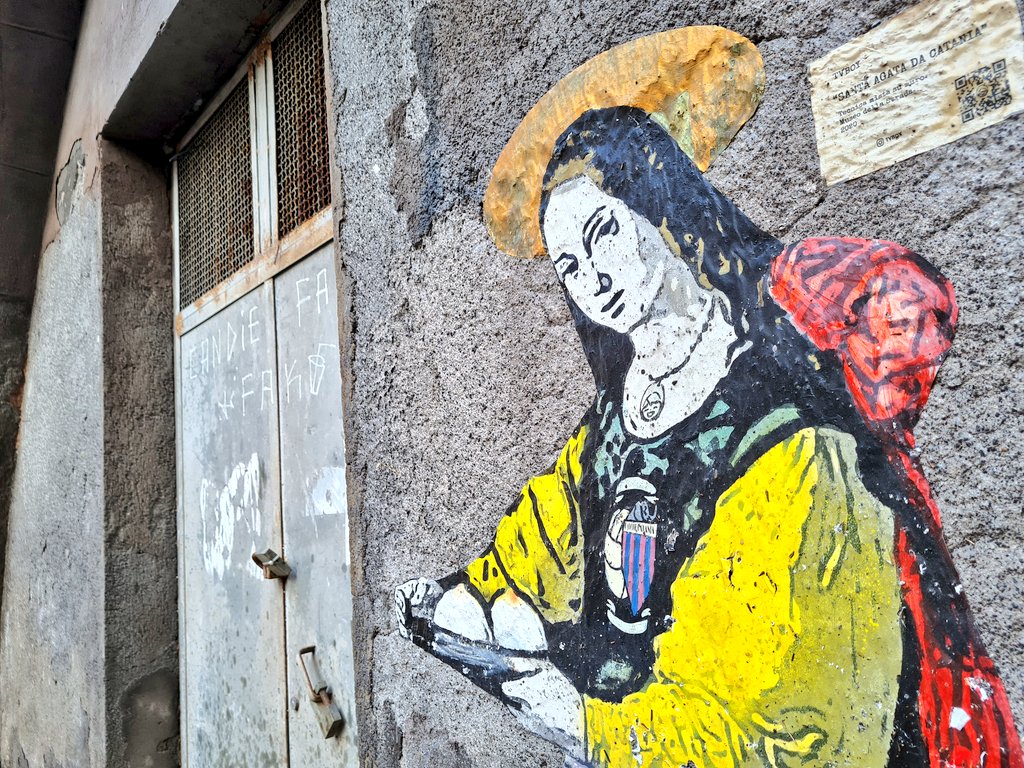 viaggimperfetti's tweet photo. #Cataniaoggi
@tvboy alla #Piscaria resiste all'uragano.
Resiste #Santagata a #medicane, resiste #Catania tutta, oggi ancora frastornata ed abbattuta, ma sempre fiera e combattiva.
Forza 💪 https://t.co/Zxygmq6hQF