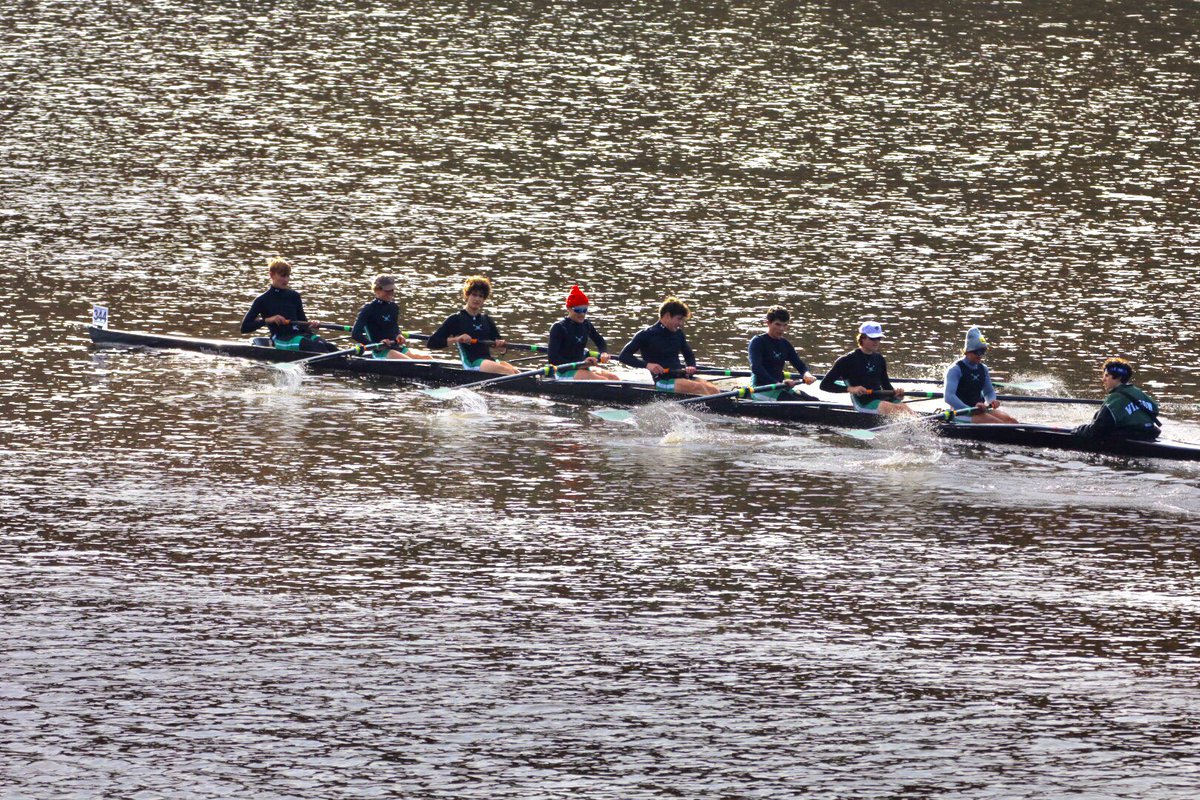 JRCrewDC's tweet photo. Our boys place 5th! https://t.co/Dv1fU4S930