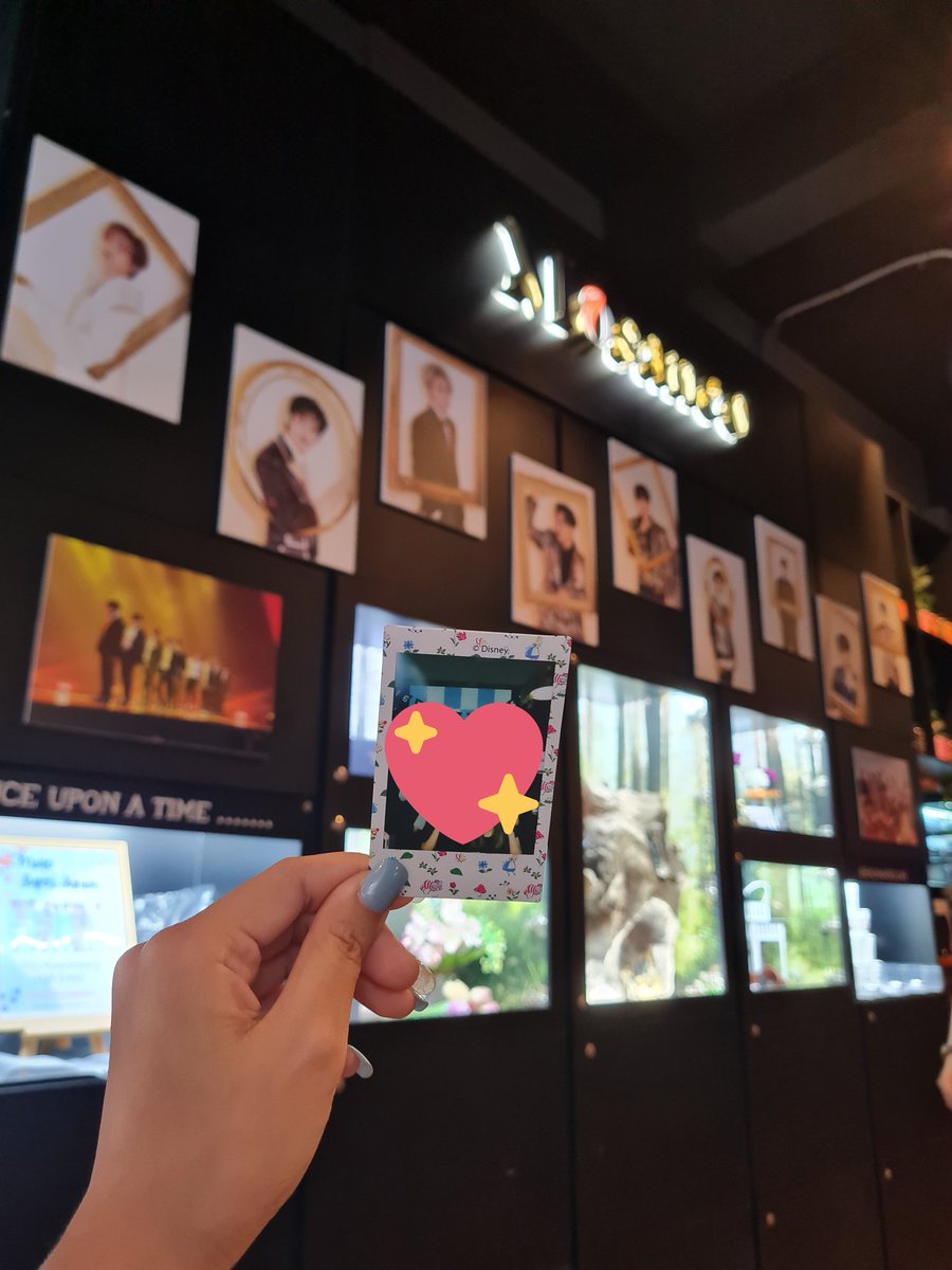 MoreDaysWithU's tweet photo. AND WE ARE DONE W THE CAFE!
We had so much fun meeting new and old ELFs! We are super happy to be apart of your celebrations. Hope yall enjoyed your time here as much as we did 💙
Here's to always spending #MoreDaysWithSJ
See yall next year! Till then ~ https://t.co/dcSvZK9bHs