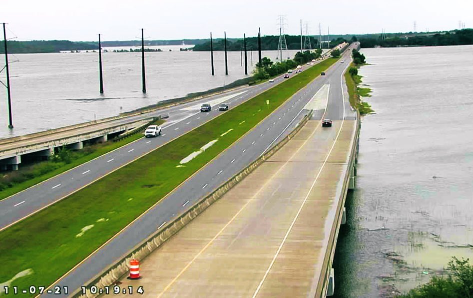 iwaggle's tweet image. The tide is high #hhi #scwx