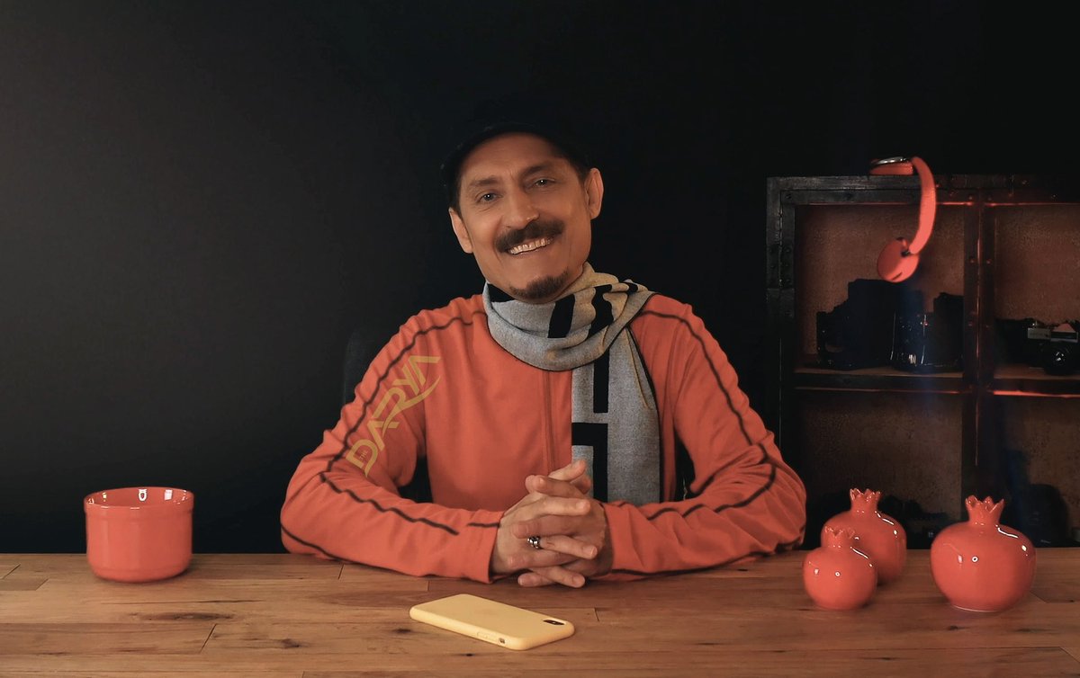 برای یک لحظه “جنگ هفتاد و دو ملت” را کنار بگذاریم و از خود بپرسیم، برای شخص خود چه آرزوی داریم!؟ هر کدام ما به عنوان یک انسان برای خود آرزوهای داریم که یا از کودکی و نوجوانی، و یا از مدتی بدین‌سو در سینه‌ی ما می‌خلند. داشتن یک آرزوی فردی و شخصی، حق هر انسان است. آرزوی شما چیست؟