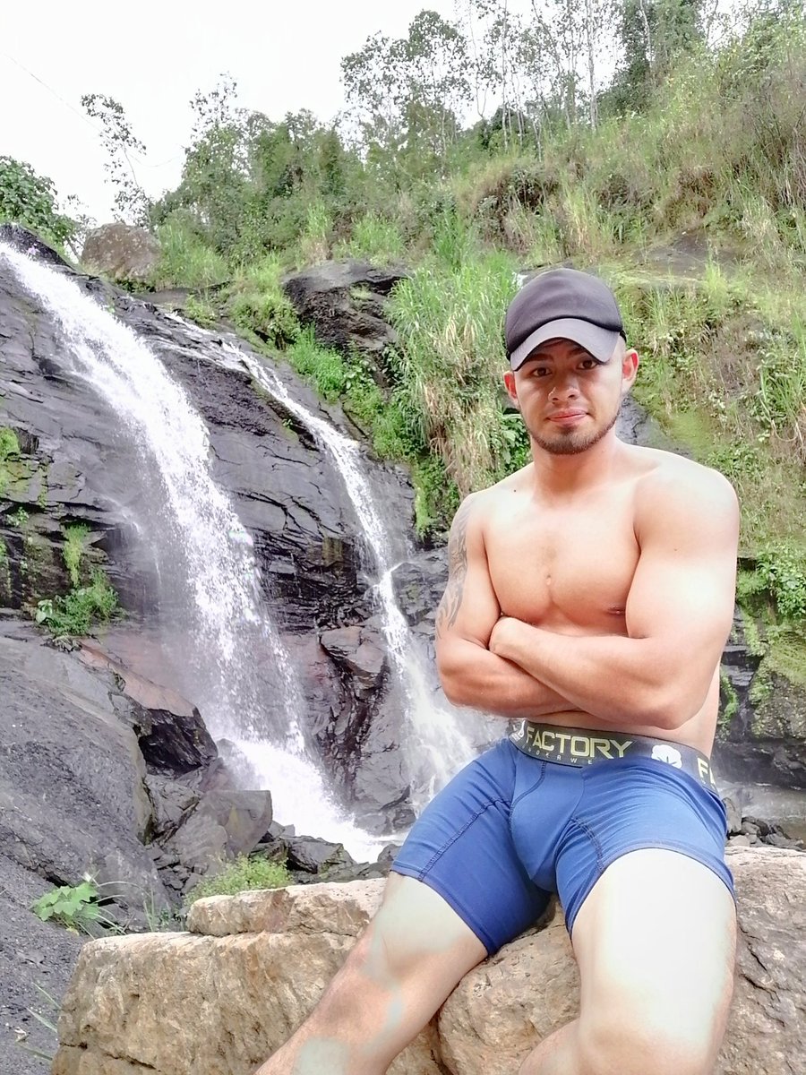 jhonsito23sexxx tweet picture