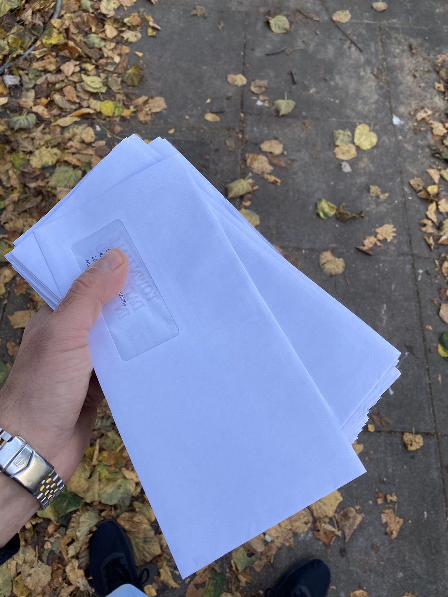 Out delivering leaflets in sunny Nw3 this afternoon 😎