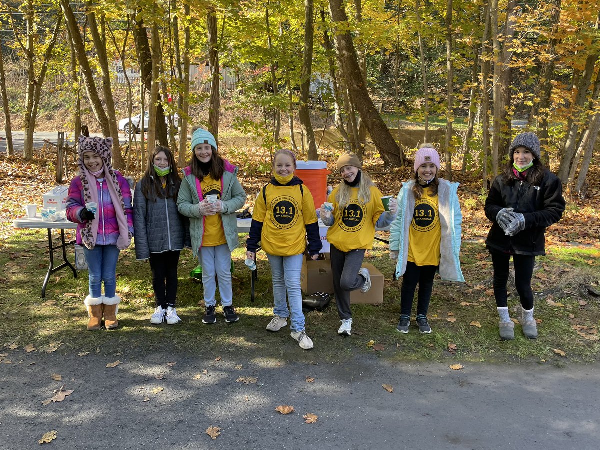 MissStubits's tweet photo. Our Slatington Girls on the Run helping to hand out hydration at the D&amp;L Half Marathon today! #nlsd4u https://t.co/HzFM7JjWSQ