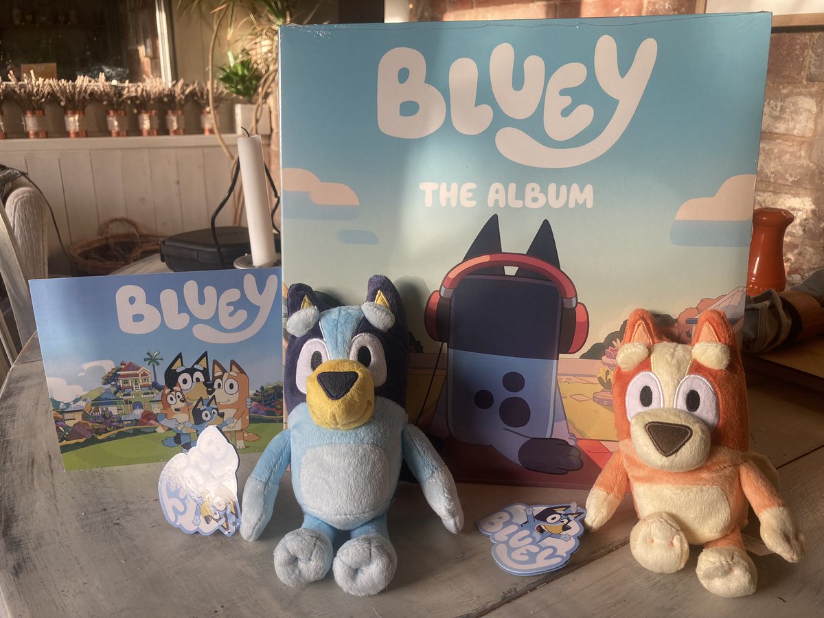 To celebrate my latest episode with <a href="/OfficialBlueyTV/">Official Bluey TV</a> composer <a href="/joffbush/">Joff Bush</a> I’m giving away this vinyl, set of plushies and a CD soundtrack.  

Just follow and retweet to enter this #competition

Listen now spoti.fi/3mLmgPZ

#win #prize #bluey #sountrack #vinyl