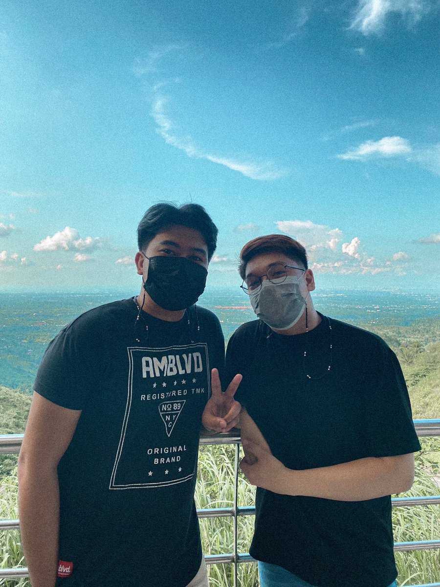 leojbasco's tweet photo. ✨You took the time to memorize me
My fears, my hopes and dreams
I just like hanging out with you
All the time
All those times that you didn't leave
It's been occurring to me
I'd like to hang out with you
For my whole life STAY✨❤️ @rnzbmrcd https://t.co/s0He3PRek6