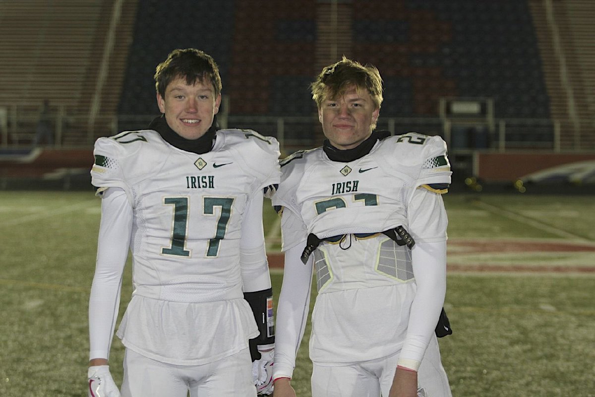 LoganOlson_21's tweet photo. Football through the years. Thankful to share so many special moments with my brother, on the same team &amp; against each other! ❤️ @STVMFootball @LUVikingsFB @UChicagoFB https://t.co/kK2aKskb3Y