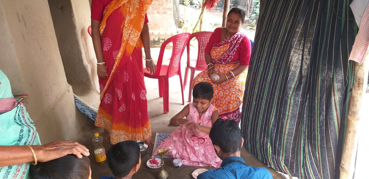 24_congress's tweet photo. প্রথম ভাইফোঁটা দিচ্ছে সঞ্চারী মিস্ত্রী https://t.co/F3A8le7QgX