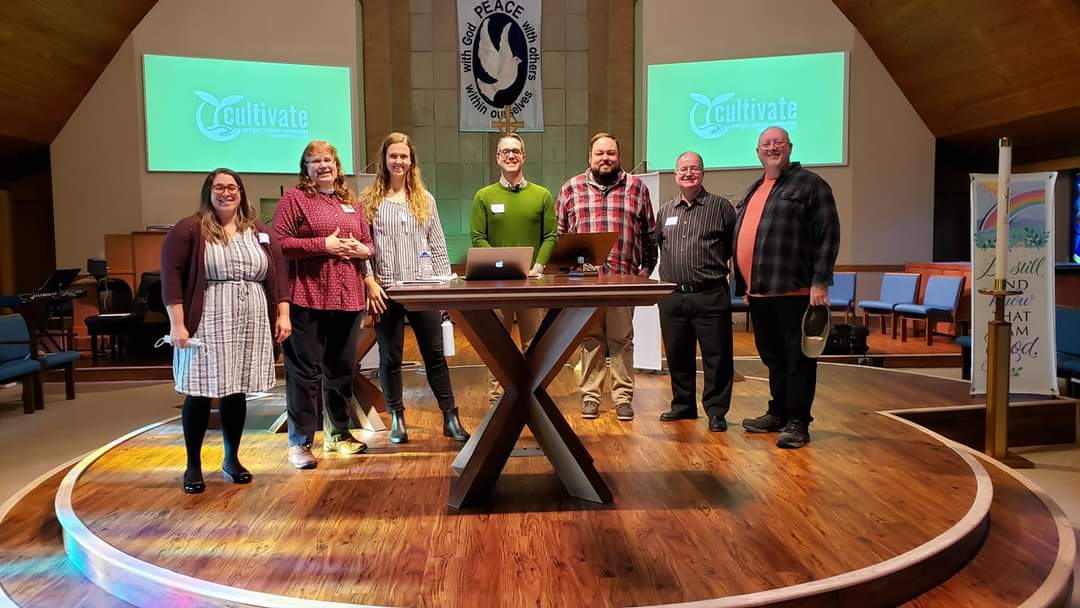 eabert16's tweet photo. It was so lovely to get to speak about Gather Cincinnati yesterday at the @ELCA Southern Ohio Synod's Cultivate Visioning Day conference, and encourage other lay leaders to start new ministries where they feel called https://t.co/pOPYbpul3B