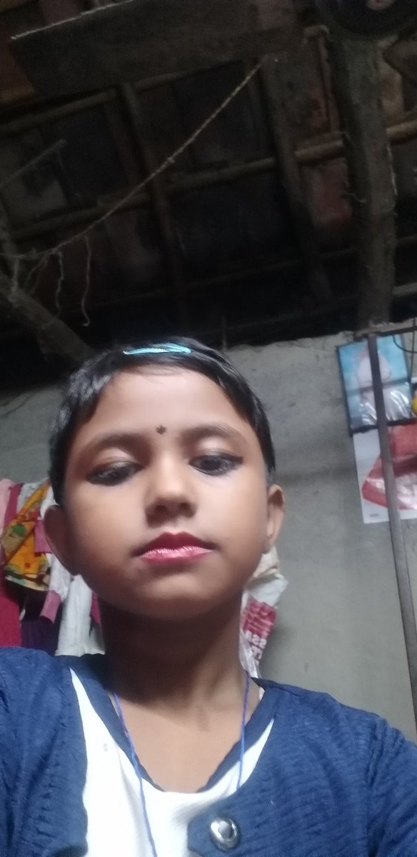 24_congress's tweet photo. প্রথম ভাইফোঁটা দিচ্ছে সঞ্চারী মিস্ত্রী https://t.co/F3A8le7QgX