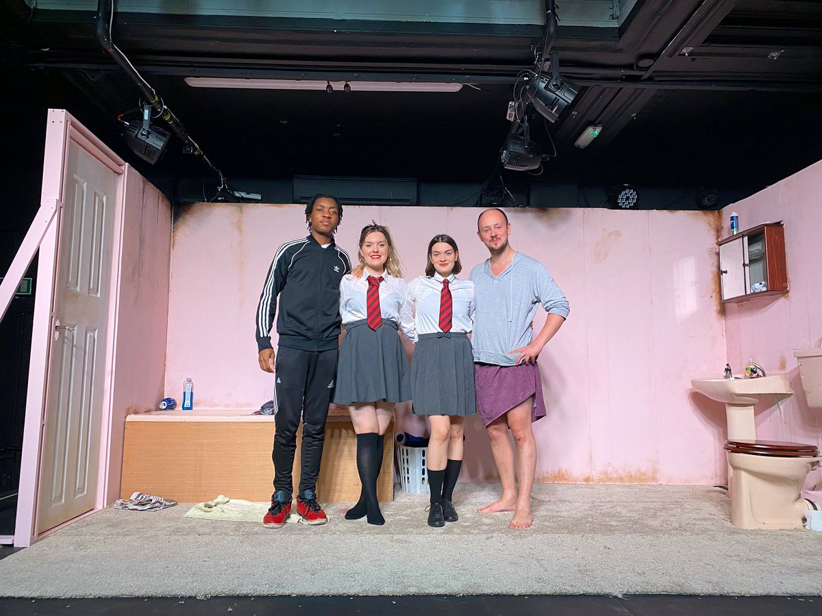 alparkdave's tweet photo. This week has been a dream! Never have I had post show blues kick in this quickly #YousTwo I am excited for us @ALNADProd and where we go next… thoughts and ideas are floating for 2022 but until then we sleep, we move, we rest #actorslife
Thanks everyone who watched us! 🛁 https://t.co/uK08HBRqiX