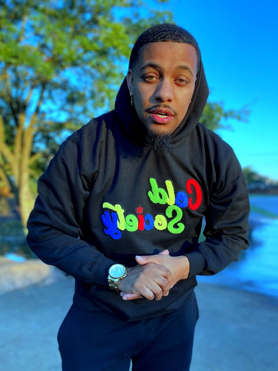 SneakerHead_Co's tweet photo. “We do our own thing, we don't act like y'all” 

https://t.co/3jINOOXszo 

Go check out the website for the latest and hottest collection to hit the streets 🔥🔥

#HaveAColdDay ❄️🥶❄️🥶 https://t.co/jBymMI6WZ8
