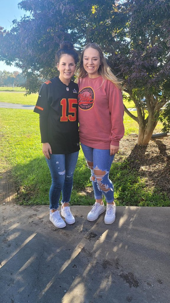 claudia_hadlock's tweet photo. hey @PatrickMahomes we won the state championship last night… coming to celebrate the win at chiefs kingdom today!!!🤩 #ChiefsKingdom https://t.co/EN7p8WC8Vb