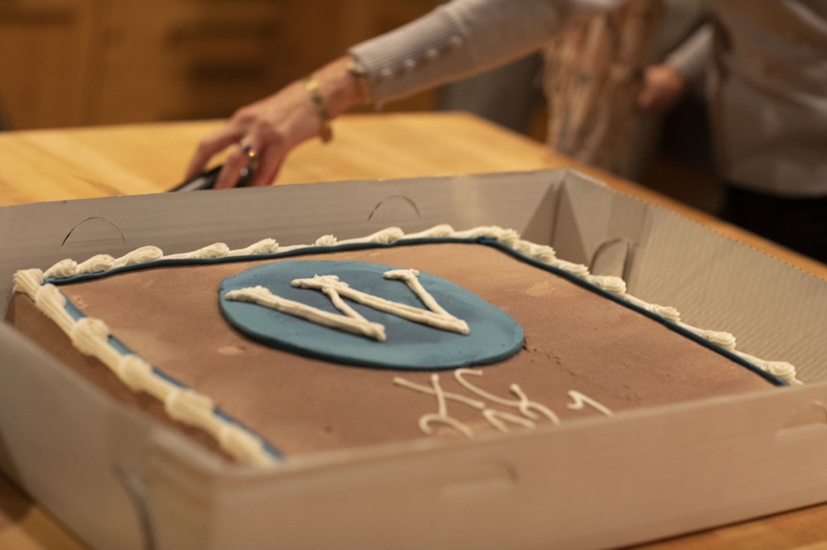 And that’s all folks! 🤧🥳✨

Our Cross Country season closed out with our annual banquet💃🕺, which was graciously hosted by the Nagy family ❤️❤️

Thank you for another great and unforgettable season! 💗💗