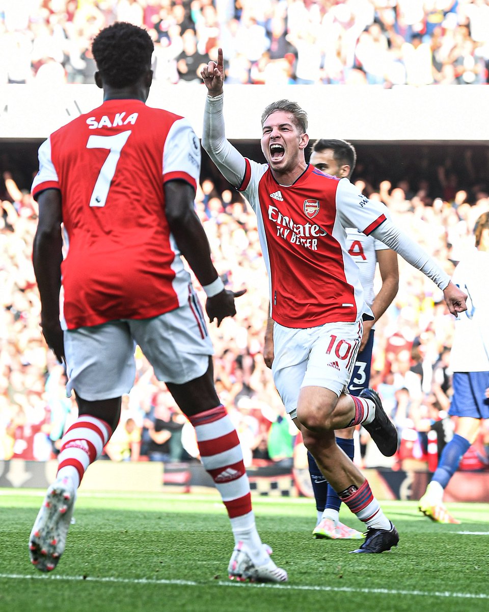 brfootball's tweet photo. Arsenal since getting thrashed 5-0 by Man City:

▪️ 10-game unbeaten run across all competitions
▪️ Kept seven clean sheets in those 10 games
▪️ Fifth place in the PL table heading into international break

Mikel Arteta has Arsenal clicking 💫 https://t.co/l4MDHhTpBV