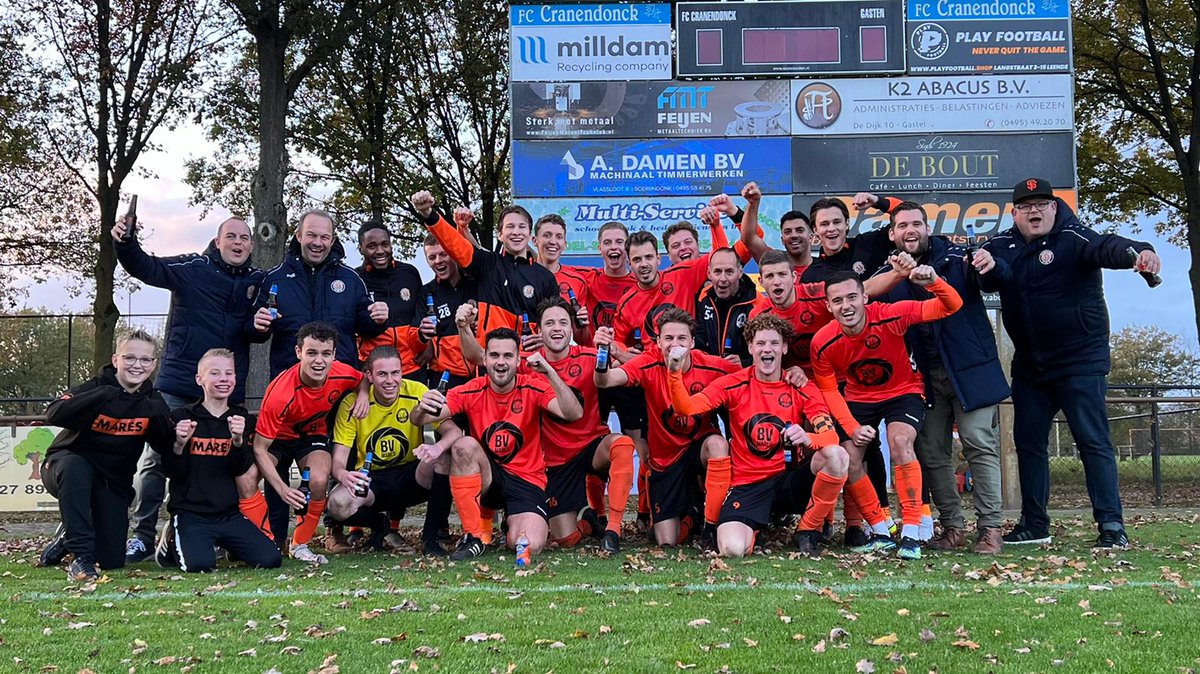 VVMaarheeze's tweet photo. Hoppa !!!
@VVMaarheeze wint met 0-1 van @FCCranendonck https://t.co/3v4OPIemZt
