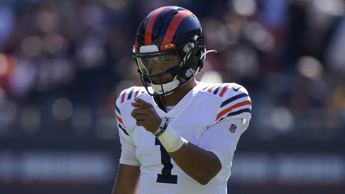 Bleacher Nation Bears on Twitter "Happy 2️⃣3️⃣rd birthday to QB1️⃣. 🎈