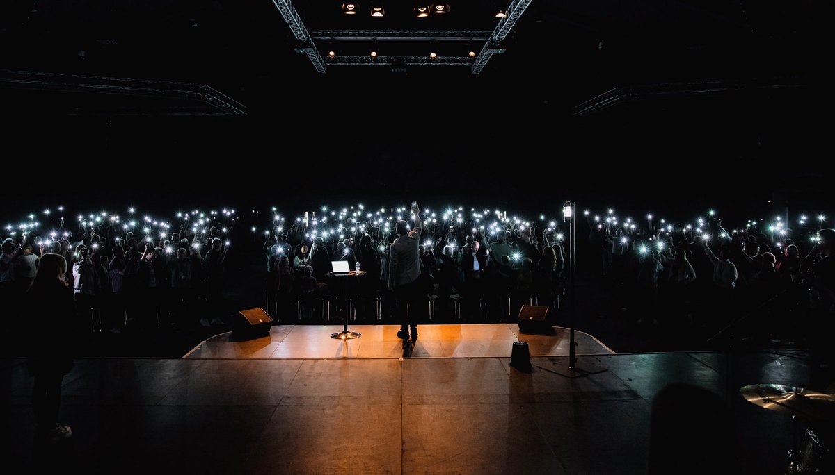 audaciouschurch's tweet photo. What a day!
BIG thanks to Ps @neilsmith70 for bringing such a powerful message today adding to another outstanding time of praise and worship.
Here’s a few of our highlights, let us know yours!
👇👇👇👇
#thisischurch #thisaudaciouslife #youarethelight #winningcities #manchester https://t.co/4bCUsjRui5