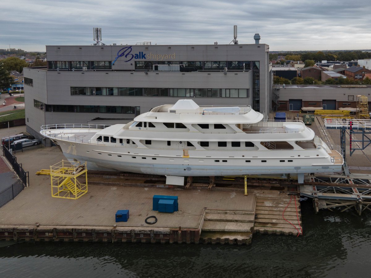Dutchyachting's tweet photo. #Valeria was delivered as #LacII by #Feadship in 1975. After three years Lac II was sold to Muammar al-#Gaddaffi and renamed Al-Farah. The 44.2m/ 145ft #yacht was stripped to the bottom and is ready for a complete rebuild by #BalkShipyard in #Urk. Photos by GeBo Fotografie. https://t.co/cjOygouw57