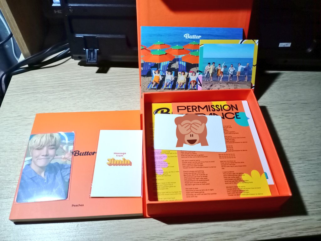 taecarteu's tweet photo. #taecarteuSell

Butter Peaches Unsealed Album 

💰 700php

- Complete Inclusions w/ Hobi PC and Jimim msg Card
- with unscan QR Code
- can do COD thru ggx 

Tamad ako mag lagay watermarks.

Tags - J-hope Jimin BTS album kunin niyo na https://t.co/DEyM5rV3HU