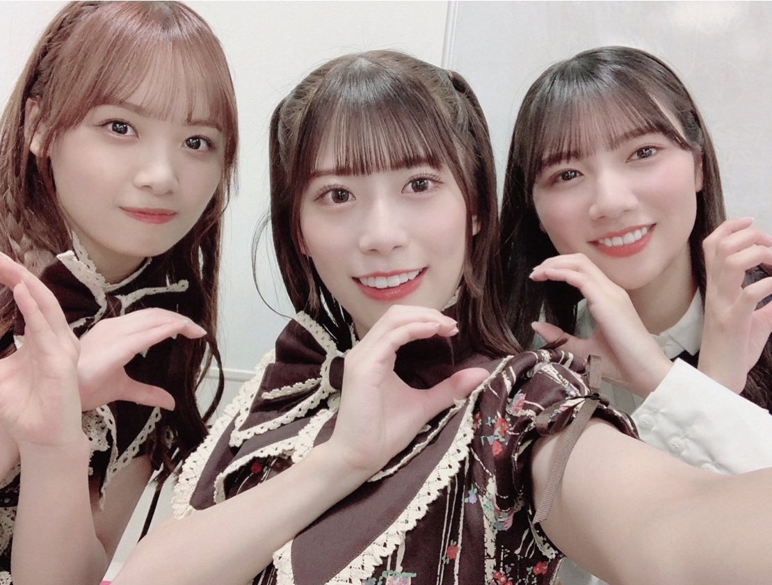 ohisamaohi's tweet photo. チョコラショコラのX Japan感やば過ぎて昨日めっちゃ呟きたかったのよねぇw
Xドストライク世代で今もめっちゃ好きやからビビったw
声春のドラマ観てる時はそんなに思わんかったのにフルで聴くと色々とやば過ぎw
tシャツ買おうかなw
他の曲も作ってアルバム出して欲しいw
#チョコラショコラ
#HellRose https://t.co/oLIJKwOu9x