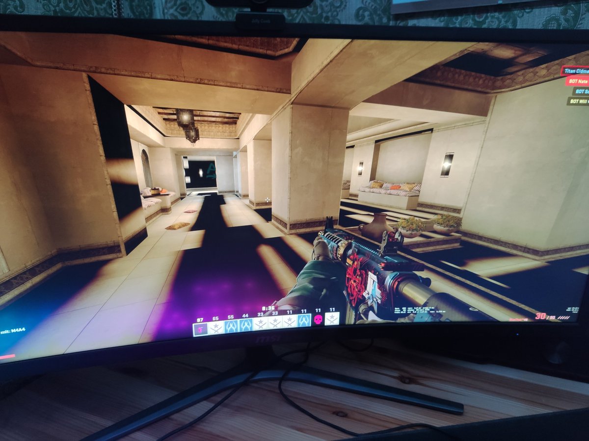 The question is, is it  @CSGO's or <a href="/AMD_Deutschland/">AMD Deutschland</a>'s fault for this major fuck up?
