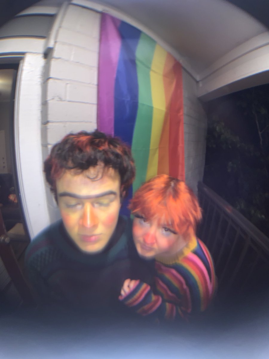 bunnnnybun's tweet photo. 🌈bert and ernie are boyfriends🌈 https://t.co/YCBjlUllm5