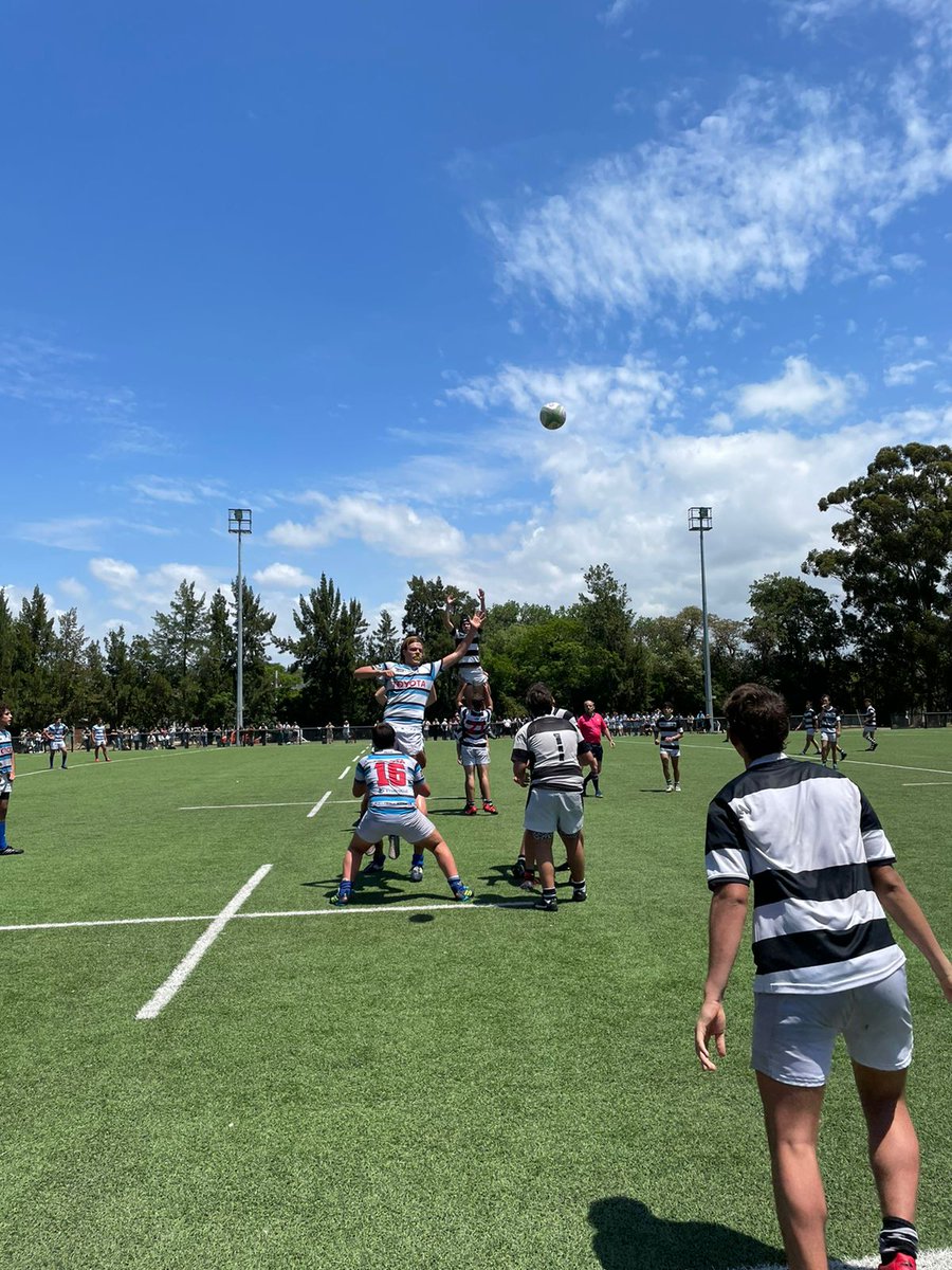 ScrumESPN's tweet photo. ¡El #SIC se quedó con el clásico en M16! En #LaBoya, en un partido muy entretenido y con muchas emociones, el Zanjero venció a #CASI por 26-14.
#JuvenilesEnScrum https://t.co/rtzDzIHeJS
