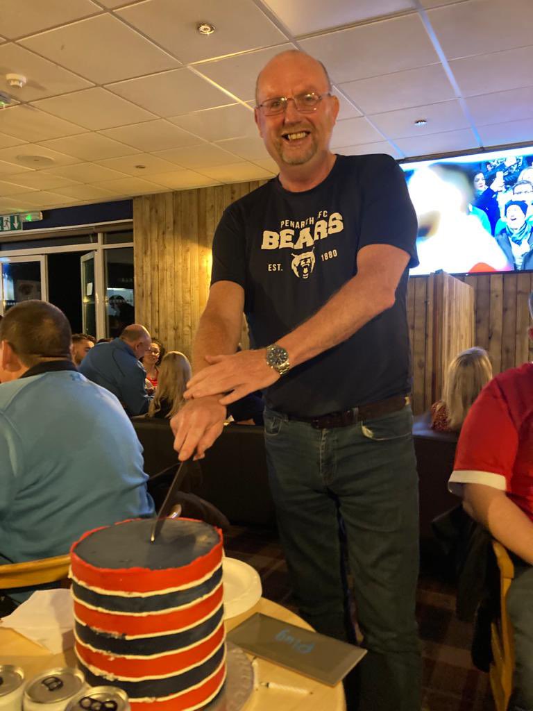 Plugster40's tweet photo. Great cake at the club yesterday - thanks for all the birthday wishes! https://t.co/k4pMiqwmJq