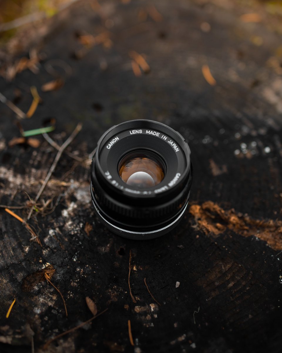 gear_lust's tweet photo. Do you like vintage lenses?
This 1976 canon FD 50mm 1.8 holds up against newer lenses and offers really nice character!
#vintagelens #cameragear #bokeh https://t.co/LrOMQeT8R7