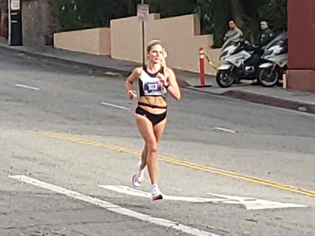 WHDLASD's tweet photo. . @lasdhq Deputies in West Hollywood are keeping keeping the runners and spectators safe. We are cheering these elite runners as they conquer miles 14 &amp; 15 
#LAMarathon #LAMarathon2021 #WeRunLA #GoRunLA https://t.co/i0n5GXAREb
