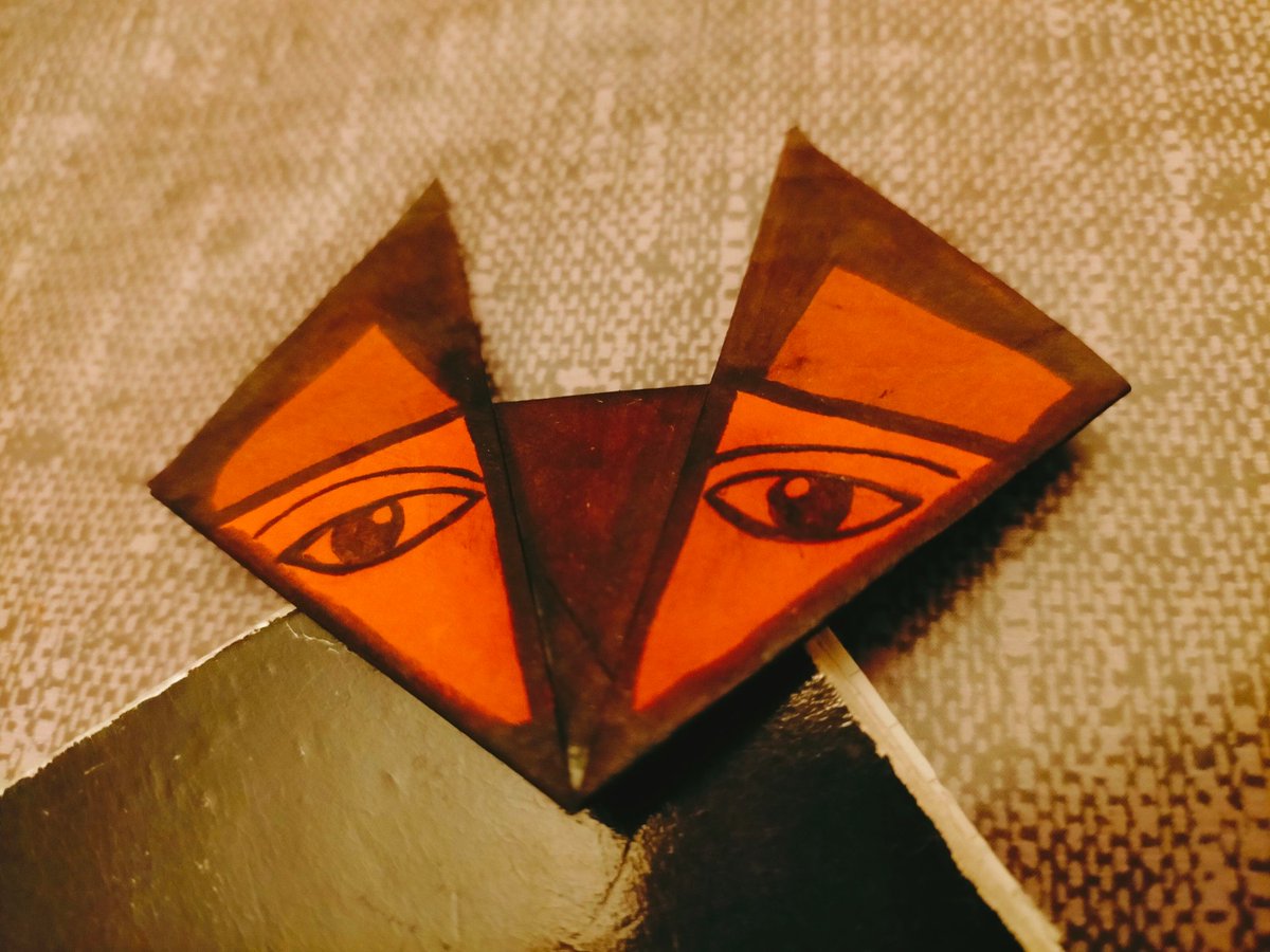 UnrealAmbient's tweet photo. Segnalibri a forma di volpe origami.
#unrealproject #makers #art #Origami #origamiart #foxorigami https://t.co/7JaSHu2mnv