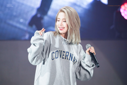 solarhourly's tweet photo. #SolarOnThisDay
♡ 191109 – IU 'LOVE, POEM' 2019 concert tour
#SOLAR #솔라 #MAMAMOO #마마무 https://t.co/pWb3EcjmiB