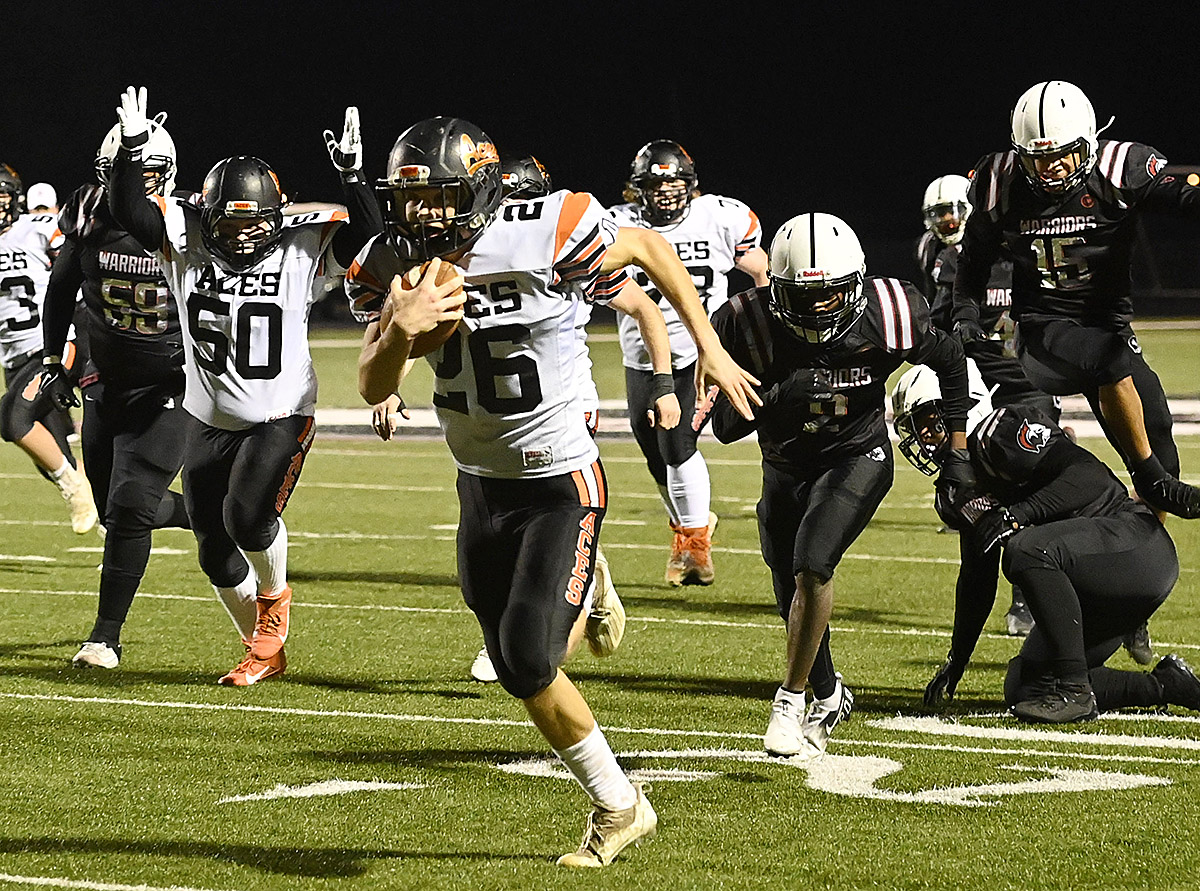 sportingpumpkin's tweet photo. Check out the photo gallery from last night's Div. V playoff game between @HPWarriorFBall @HPSWarriors and @AC_Athletics1 courtesy of our own @jjhowley https://t.co/NTBd2EZ1H0 https://t.co/4lEQL1zXes