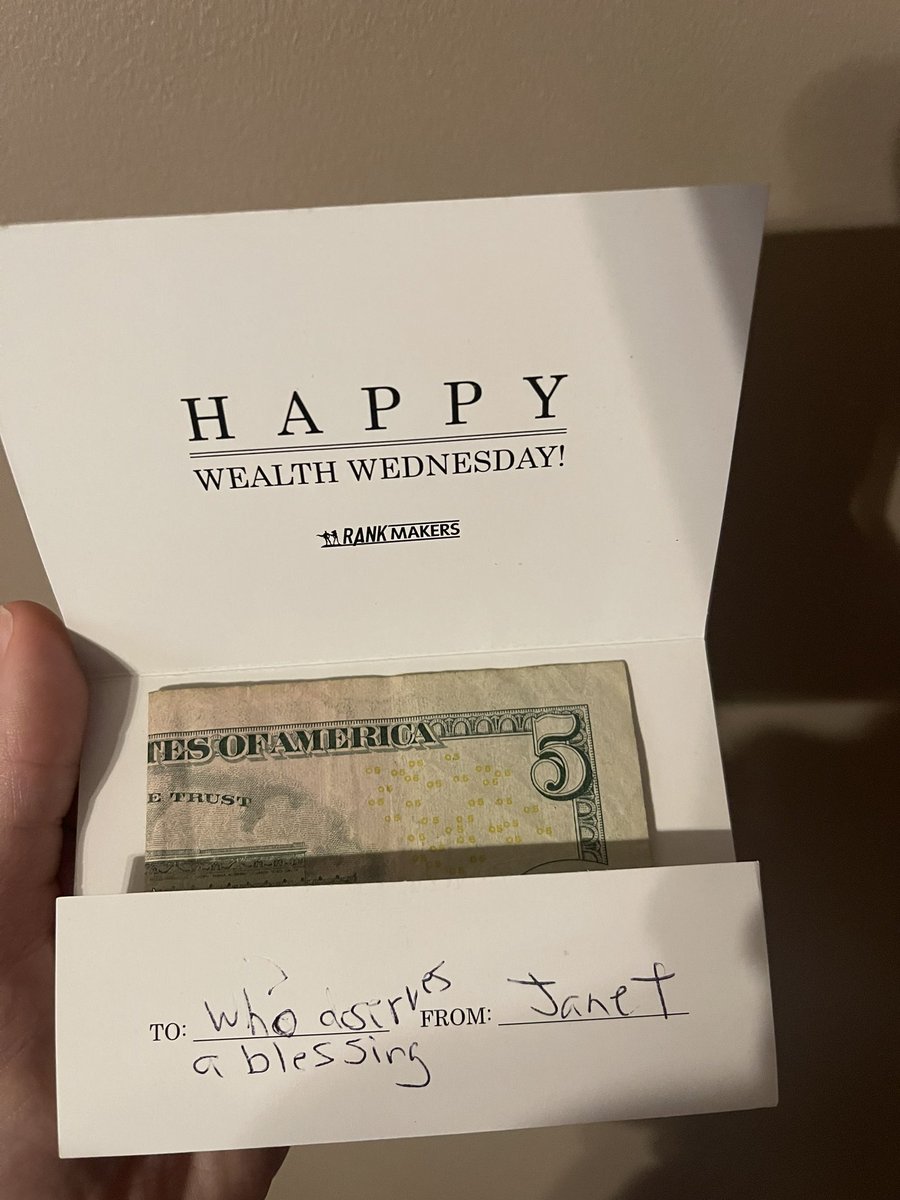 I was cleaning up my room and found this laying on the floor. I don’t know what it fell out of, maybe the diaper bag? Or my purse? This is so sweet and it made my day. Now I’m on my way to order some of these little cards to spread the love 🥰