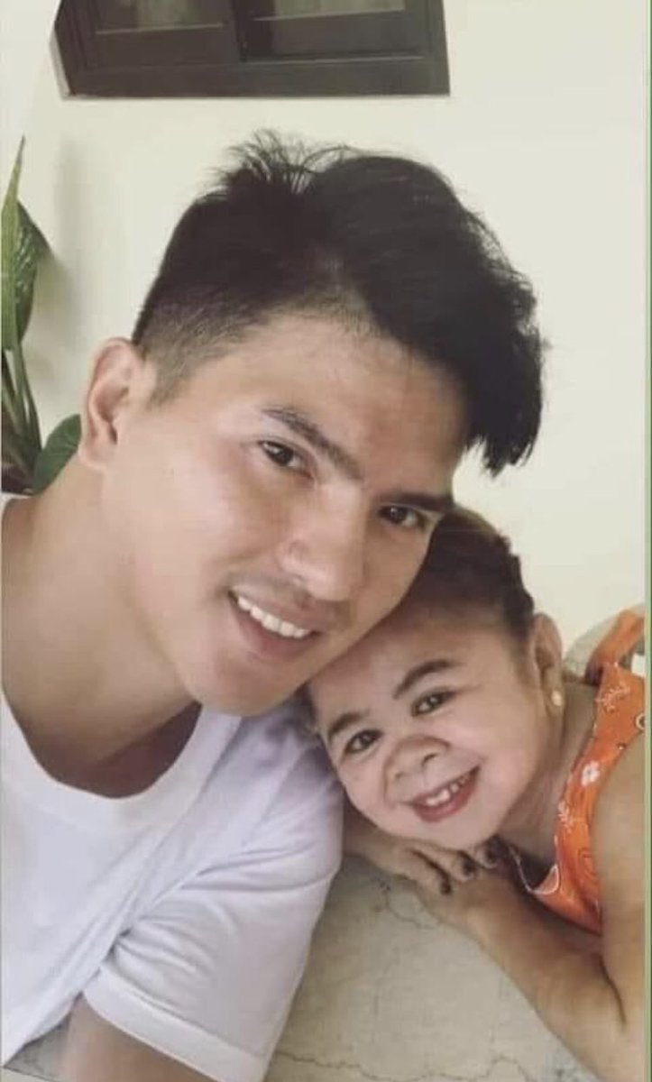 ECaculitan's tweet photo. Mahal ka namin bunso..
Mygz Molino
#SubscribeMygzMolinoOnYT https://t.co/9AS4M8KPO4