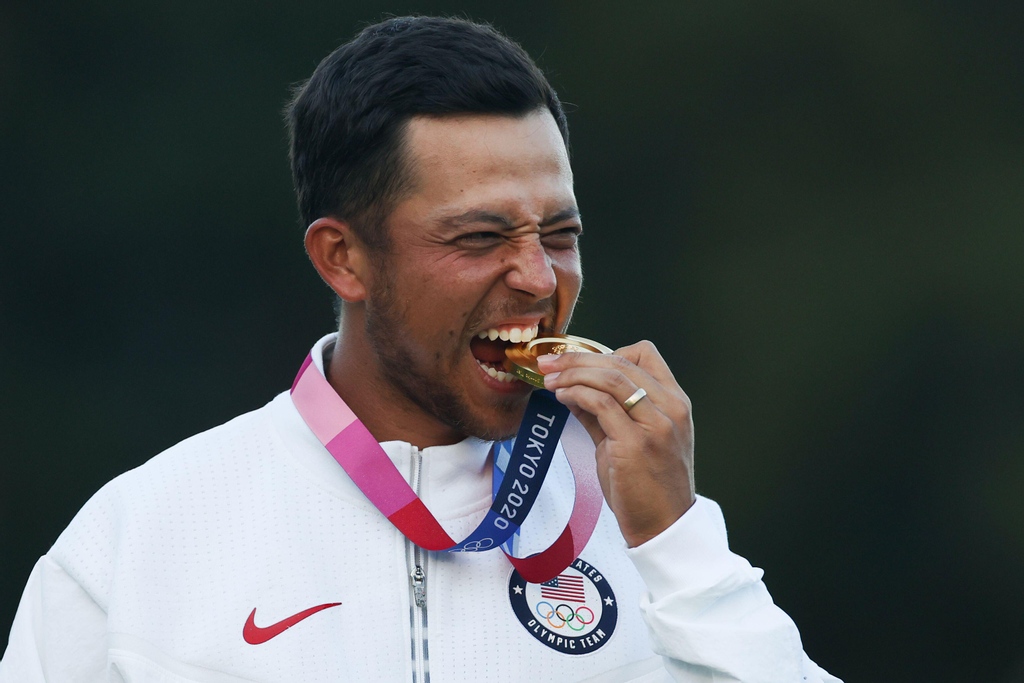 thescga's tweet photo. Xander's Golden Year 🏅
For the SoCal native, golf is truly a team sport. @XSchauffele #FOREmag #InThisIssue
Read more: https://t.co/bCt5MN3KH7 https://t.co/8A1pKjJ79U
