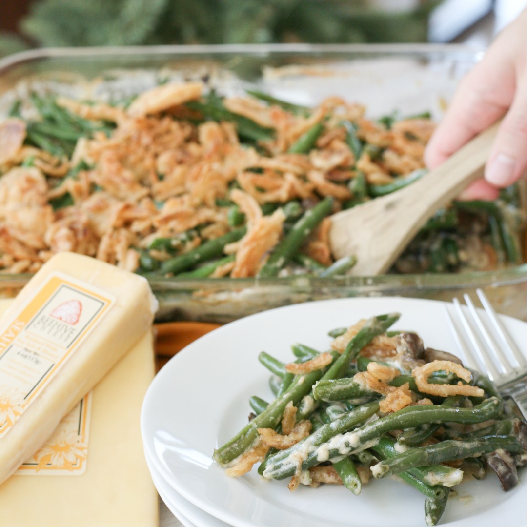 beehivecheese's tweet photo. Looking for a few new dishes to add to your Thanksgiving/Friendsgiving?? Here's one of our absolute favorites—#Seahive green bean casserole: https://t.co/CMu4XVcxXR
#MakingFriendsWithCheese #GreenBeanCasserole #BeehiveCheese #Cheddar #Cheese #Thanksgiving #ThanksgivingIdeas https://t.co/fY3szOgsgv